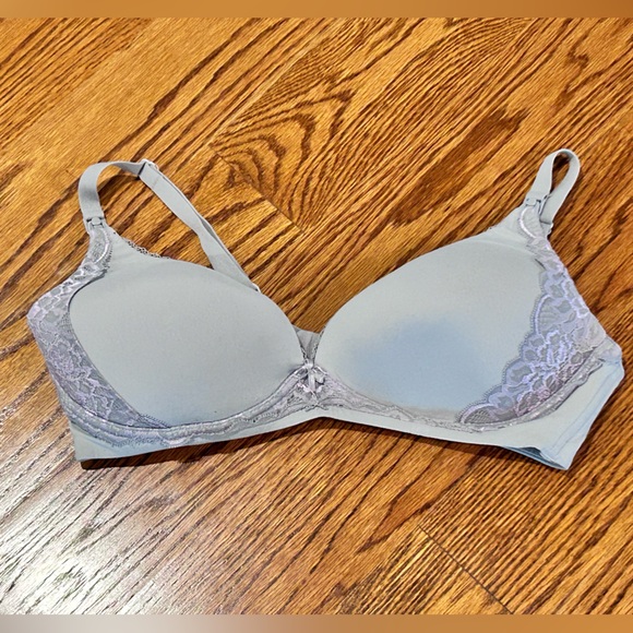 Motherhood | Intimates Wireless Silver Blue Lace Nursing Bra - Picture 1 of 3